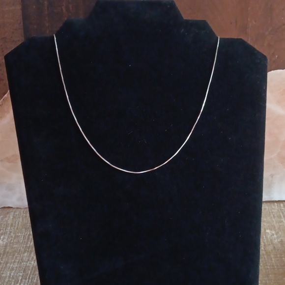 925 Tiny Box Chain Delicate Silver Necklace - Picture 1 of 10